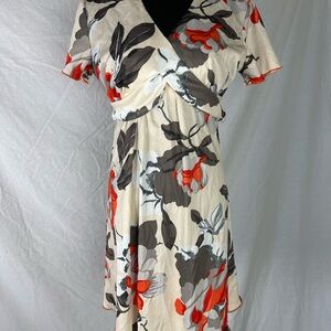 VINTAGE 1970s flutter sleeve dress (please see measurements for sizing)